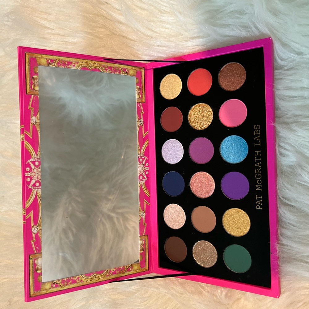 PAT MCGRATH EYESHADOW PALLETTE